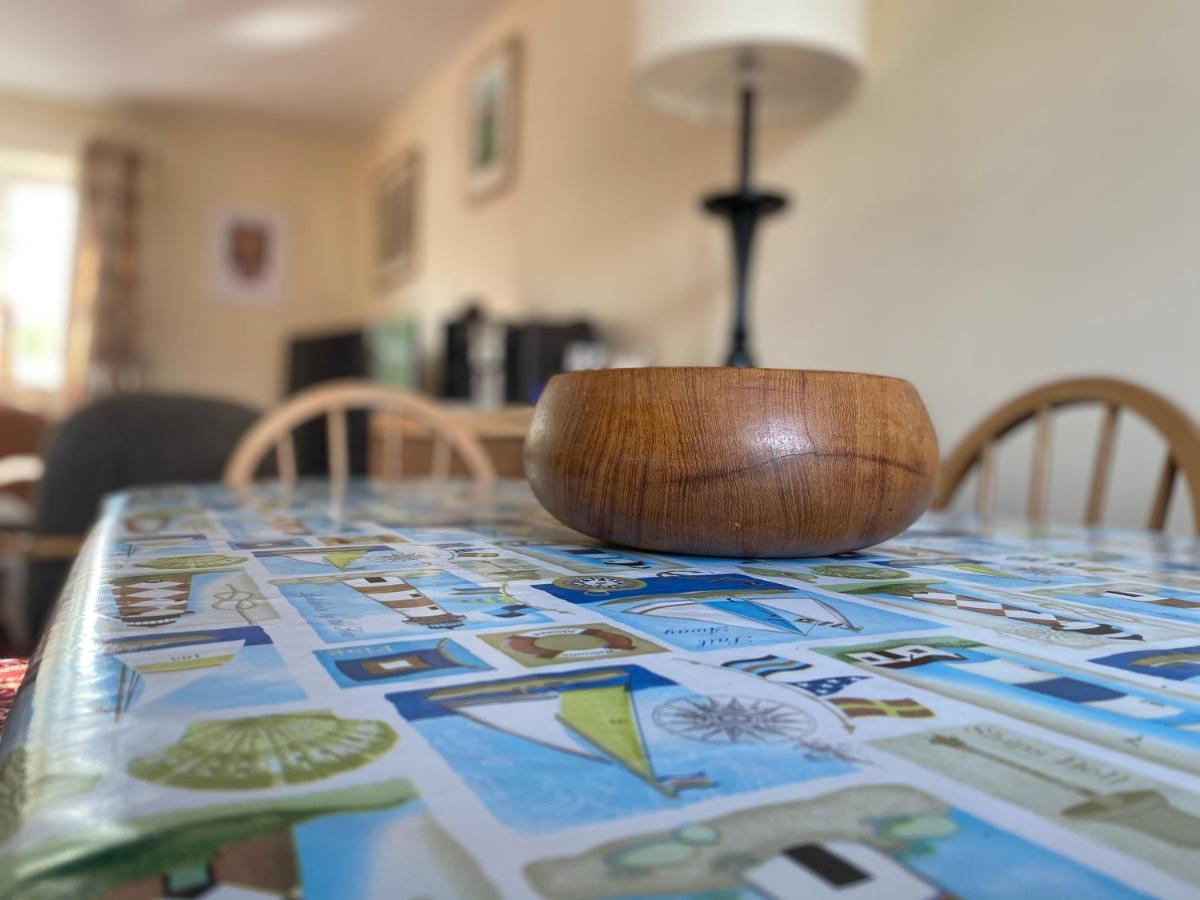 Relaxing Townhouse In The Heart Of Bridport Villa Kültér fotó