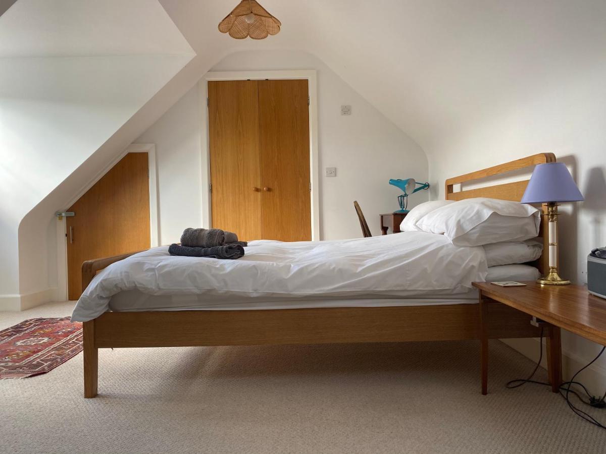 Relaxing Townhouse In The Heart Of Bridport Villa Kültér fotó